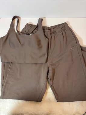 ALO Yoga Taupe Brown Active Set — Bra and Joggers Bra Medium Pants S ( wide)